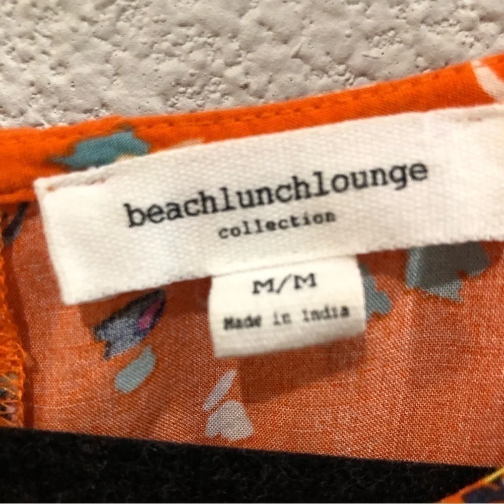 BEACHLUNCHLOUNGE shift style dress with flutter sleeves.  Size M - Picture 6 of 8